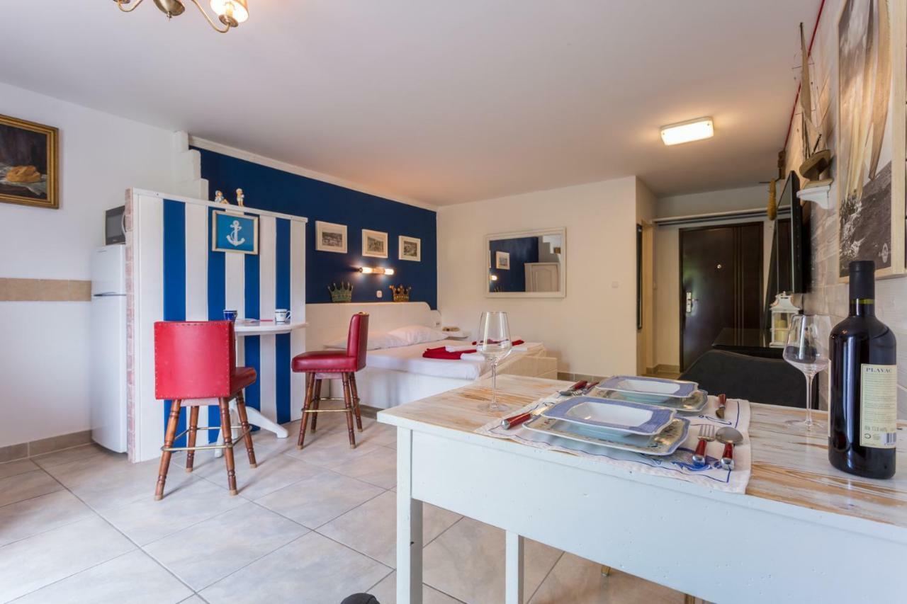 Apartments Villa Anna バスカ エクステリア 写真