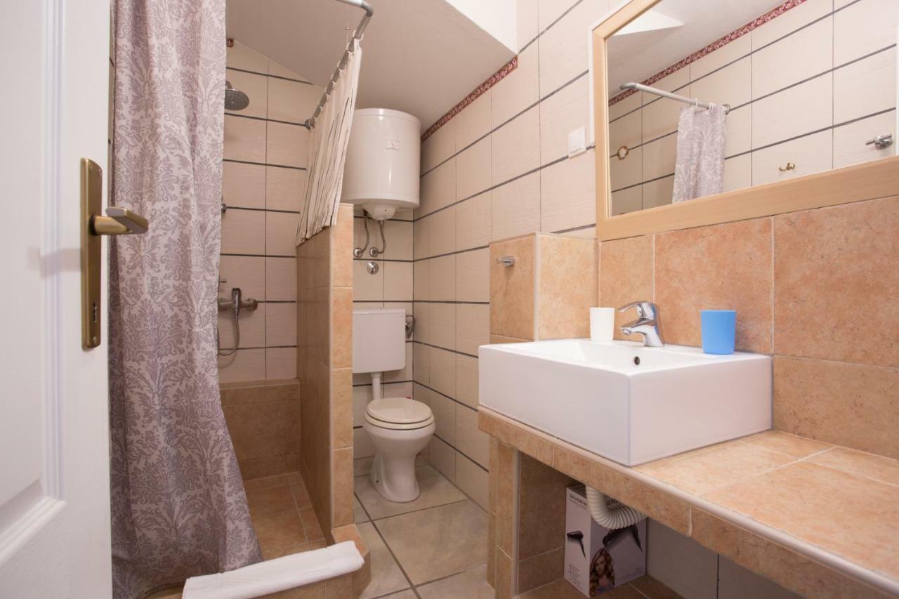 Apartments Villa Anna バスカ エクステリア 写真