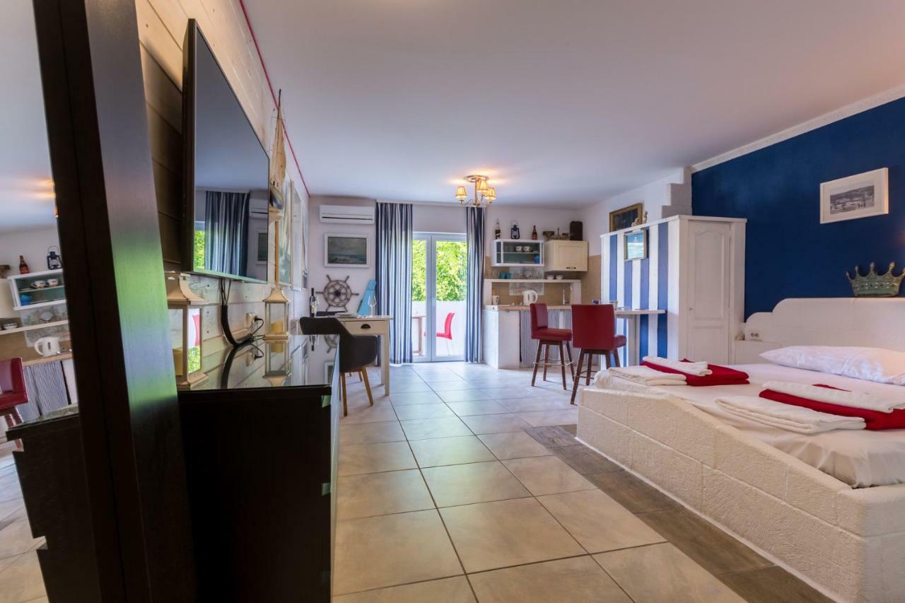 Apartments Villa Anna バスカ エクステリア 写真