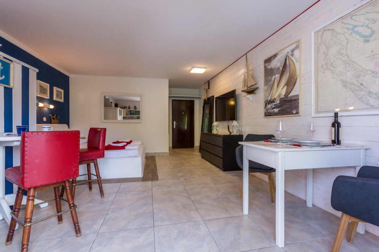 Apartments Villa Anna バスカ エクステリア 写真