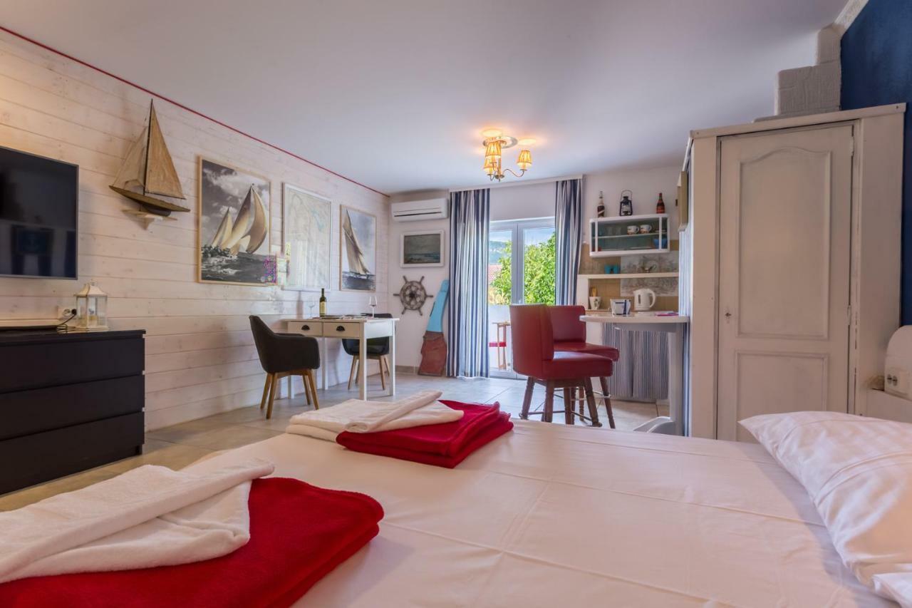 Apartments Villa Anna バスカ エクステリア 写真